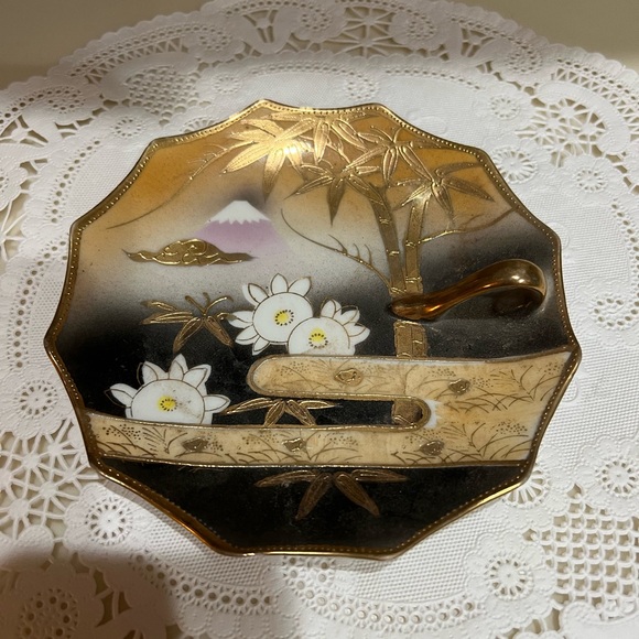 Japanese Set of 2 Vintage Trinket Dishes with Finger Hsndle - Picture 2 of 10